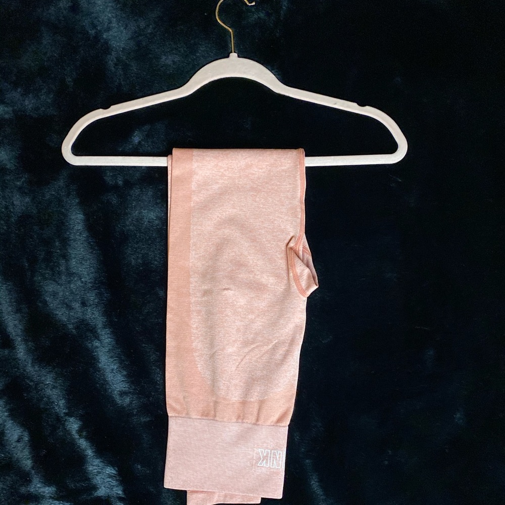 VS Pink Seamless High Waisted Leggings